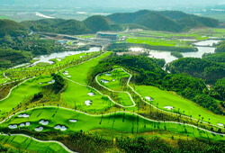 Văn Lang Empire T&T Golf Club