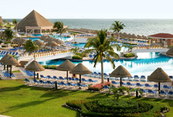 Moon Palace Golf & Spa Resort (Mexico)